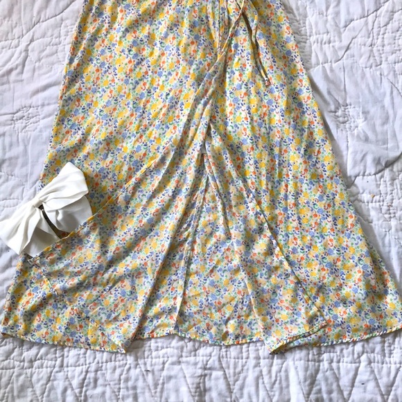 NWOT Sienna Sky Floral Maxi Dress 💐 - Picture 8 of 9